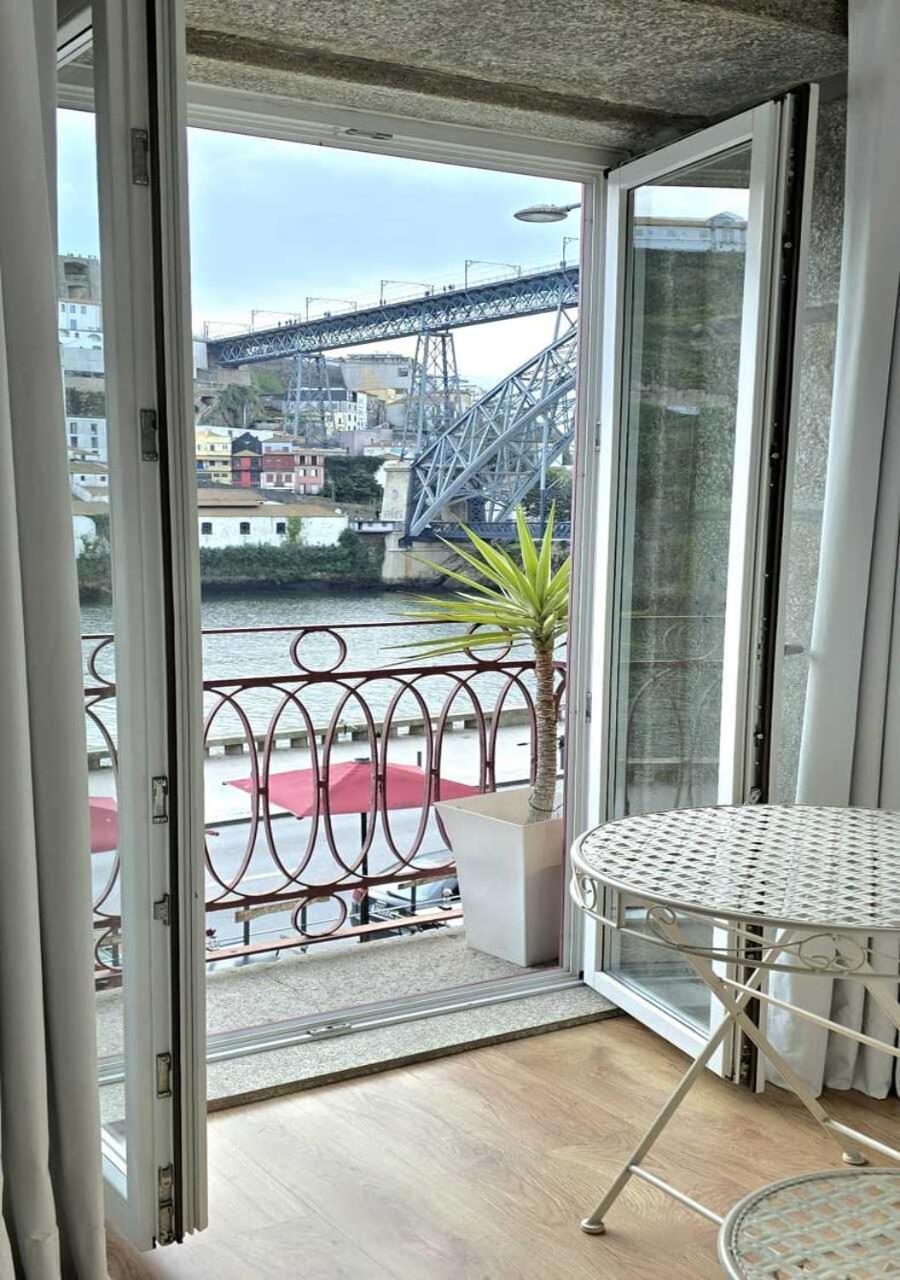 Red House By The River Порту Екстер'єр фото